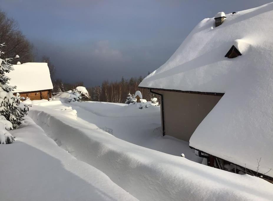 Domek Gorski Na Polanie Goryczkowej 700 M Npm - Szczyrk Dojazd Samochodem Terenowym, W Zimie Utrudniony - Wymagane Lancuchy Esterno foto